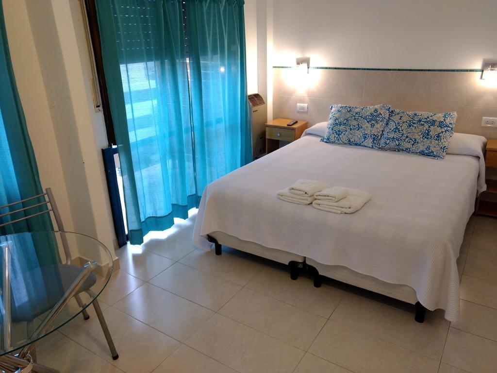 מר דל פלאטה Hotel Soleares מראה חיצוני תמונה