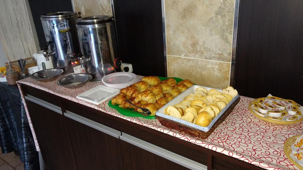 מר דל פלאטה Hotel Soleares מראה חיצוני תמונה
