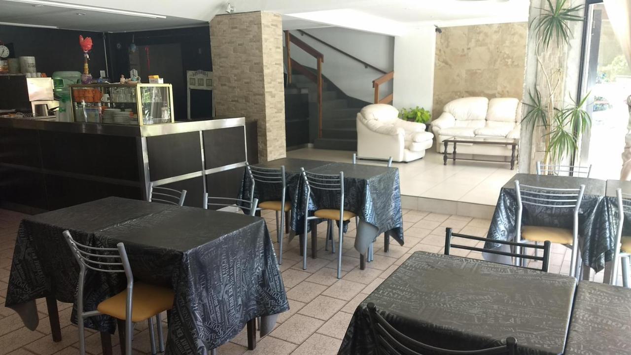 מר דל פלאטה Hotel Soleares מראה חיצוני תמונה